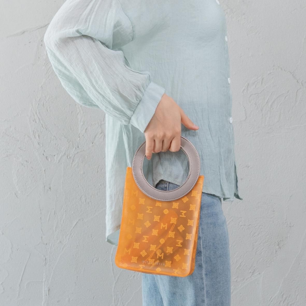 ボディバック MLロゴ付き~BODY BAGB with LOGO 8色