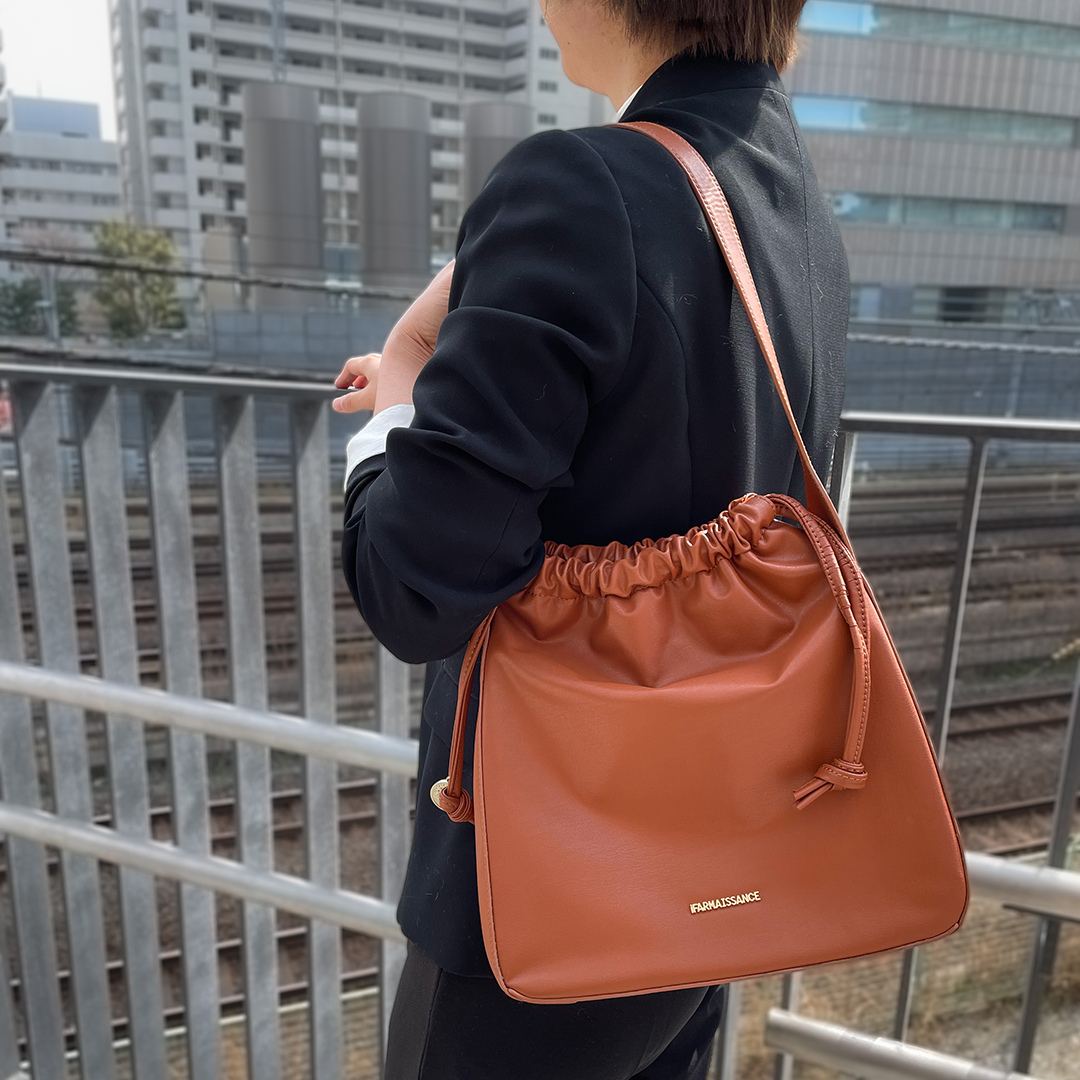 【レンタル RENTAL 】 9泊10日 / 3000円 アップルレザー ジェシートート JESSIE TOTE~ジンジャーブレッド / GINGER BREAD