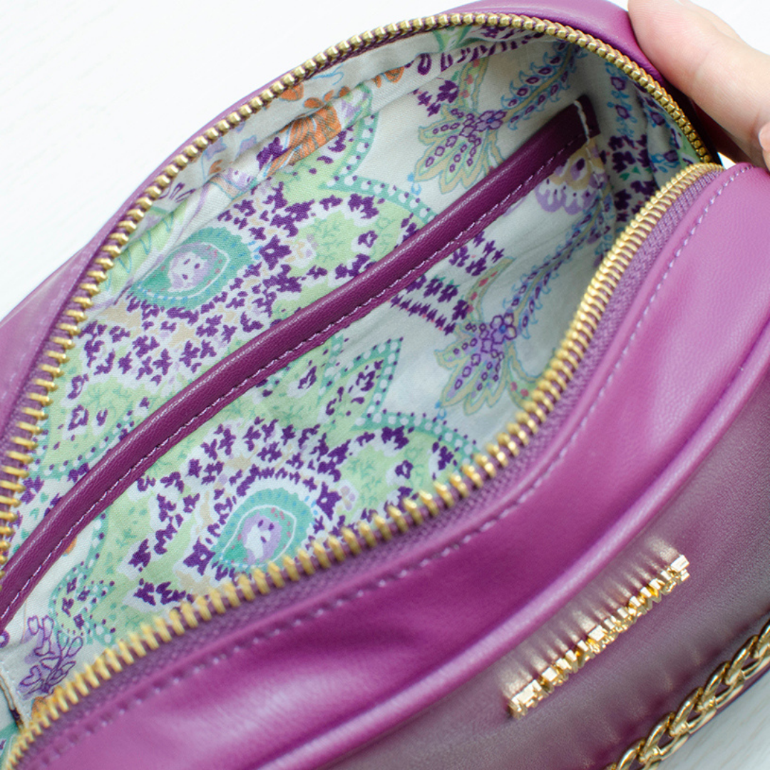 【アップルレザー】メリンダ カメラバッグ ~MELINDA CAMERA BAG ワイルドベリー / WILD BERRY